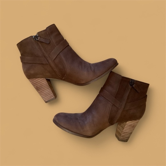 Cole Haan Brown Leather Calixta Booties size 7 - Picture 1 of 16